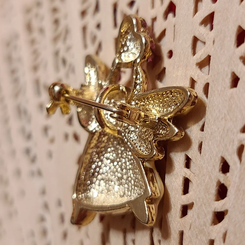 Angel Cancer awareness Charm/Brooch Super Sweet